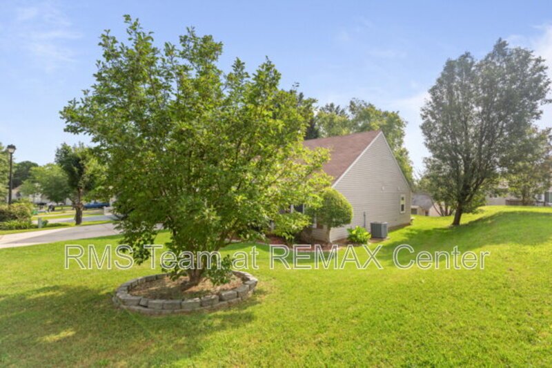 Gorgeous sought after 4BR/2BA Ranch in Lawrenceville. property image
