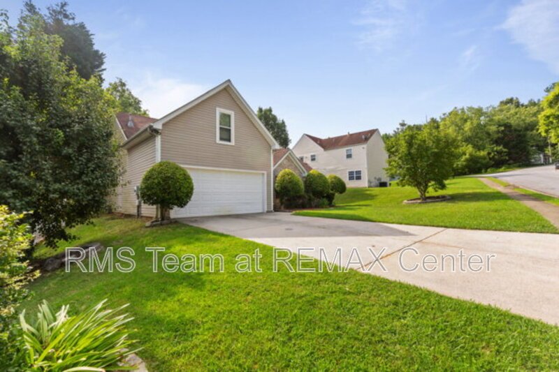 Gorgeous sought after 4BR/2BA Ranch in Lawrenceville. property image
