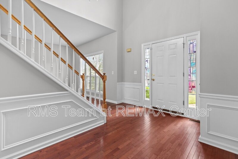 Gorgeous 5 Bedroom, 3.5 Bathroom Home in Duluth! property image