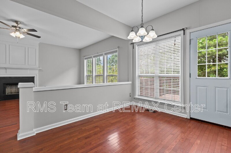 Gorgeous 5 Bedroom, 3.5 Bathroom Home in Duluth! property image