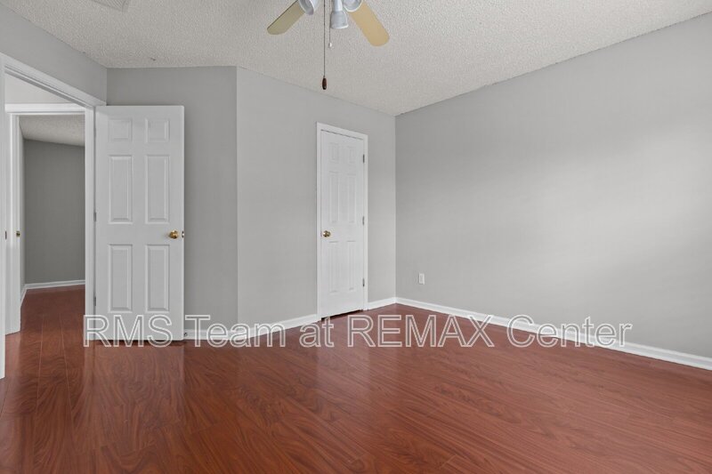 Gorgeous 5 Bedroom, 3.5 Bathroom Home in Duluth! property image