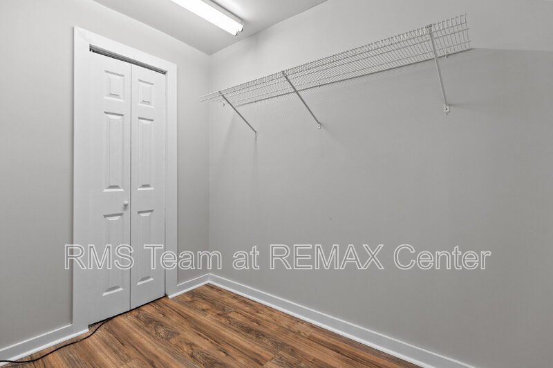 Gorgeous 5 Bedroom, 3.5 Bathroom Home in Duluth! property image