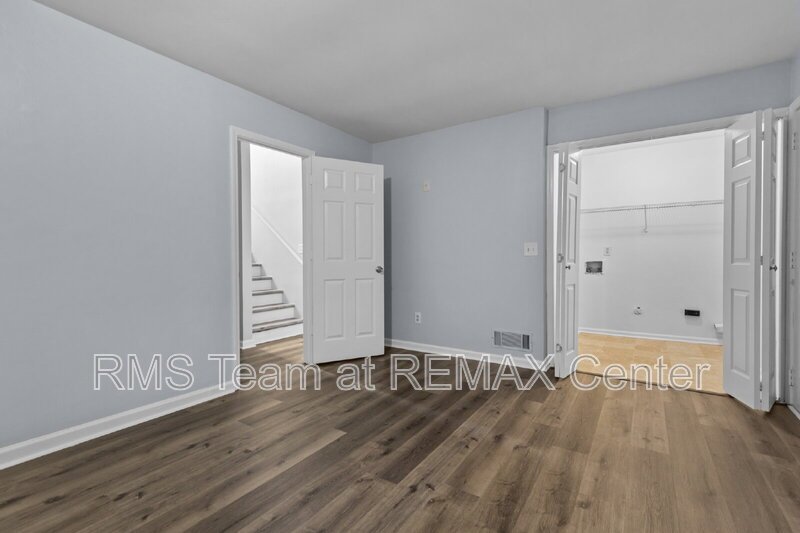 Spacious Split Level House property image