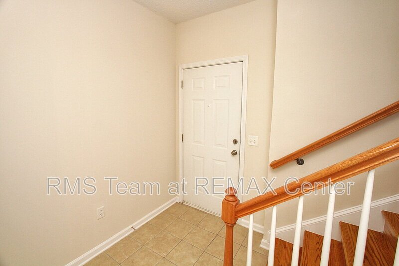 Gorgeous 2BR/2BA condo in gated community property image