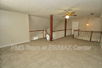 3 Bedroom, 2 Bathroom with Large Upstairs Loft property image