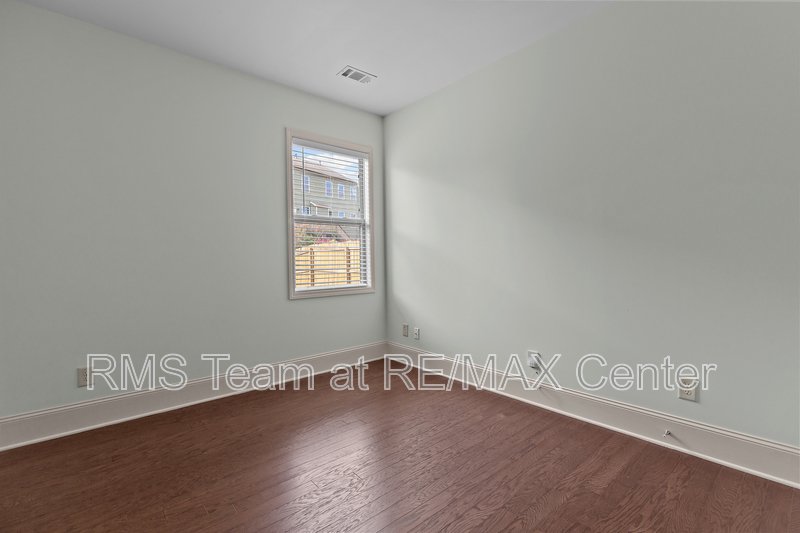 Spacious and Well-Maintained 5BR/3BA - Move-In Ready! property image