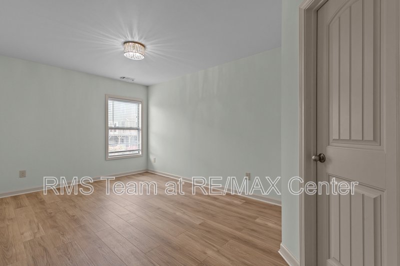 Spacious and Well-Maintained 5BR/3BA - Move-In Ready! property image