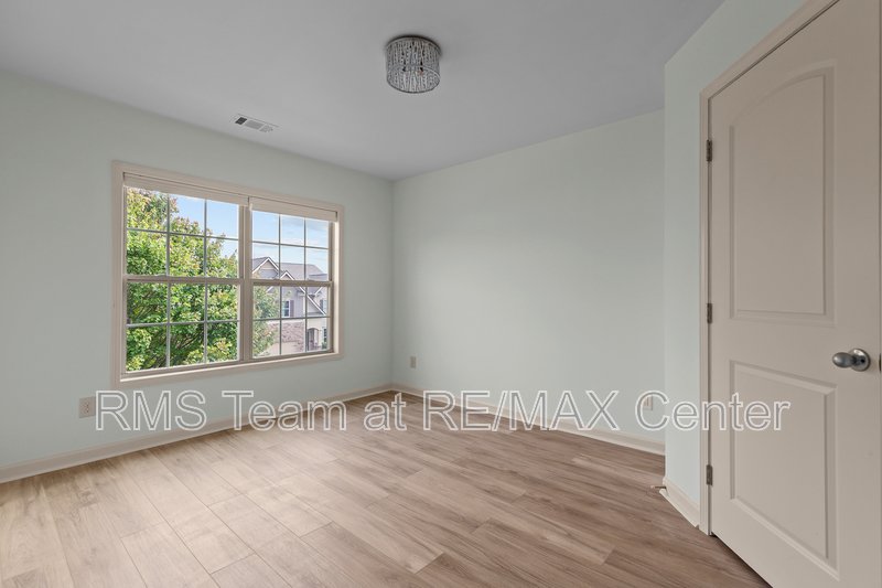 Spacious and Well-Maintained 5BR/3BA - Move-In Ready! property image