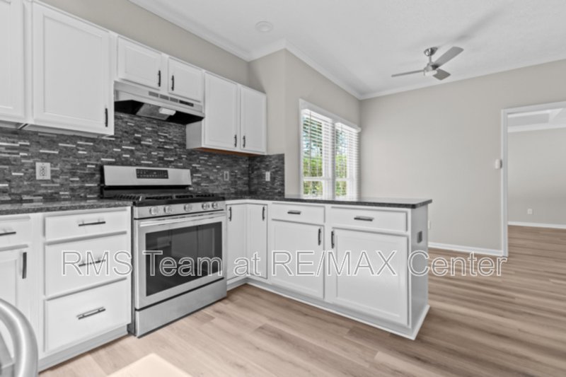 Beautifully Renovated 3BR/2BA in Chattahoochee Landing! property image