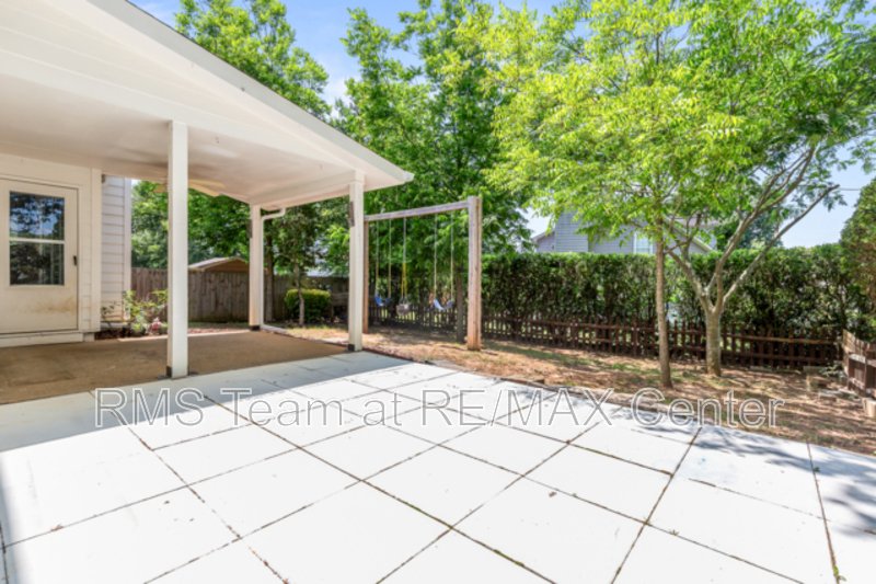 Beautifully Renovated 3BR/2BA in Chattahoochee Landing! property image
