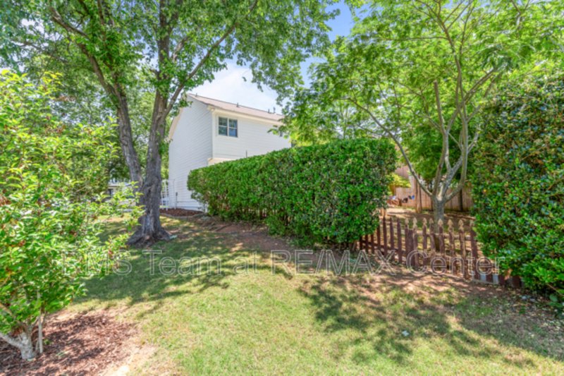 Beautifully Renovated 3BR/2BA in Chattahoochee Landing! property image