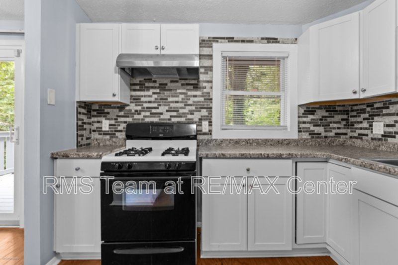 Updated 3 bedroom, 2.5 bath property image