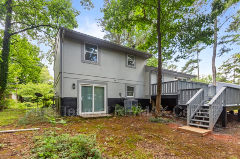 Updated 3 bedroom, 2.5 bath property image