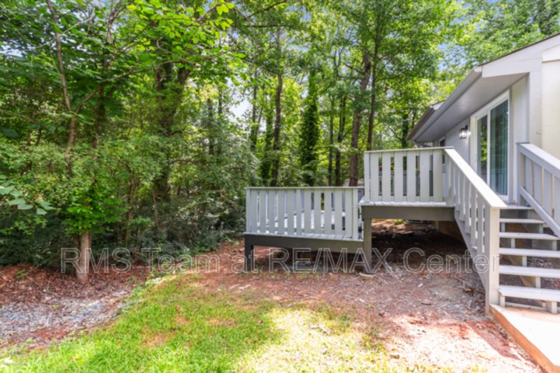 Updated 3 bedroom, 2.5 bath property image