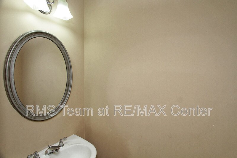 Gorgeous LIKE NEW 4 BR/3.5 BA Townhome in Atlanta (Cobb County)! property image