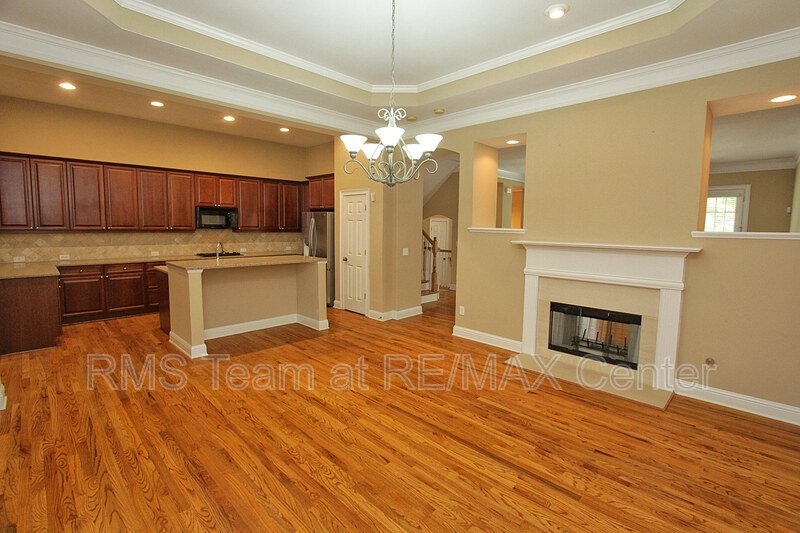 Gorgeous LIKE NEW 4 BR/3.5 BA Townhome in Atlanta (Cobb County)! property image