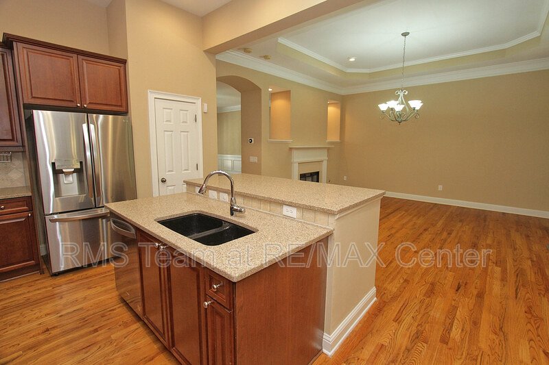 Gorgeous LIKE NEW 4 BR/3.5 BA Townhome in Atlanta (Cobb County)! property image