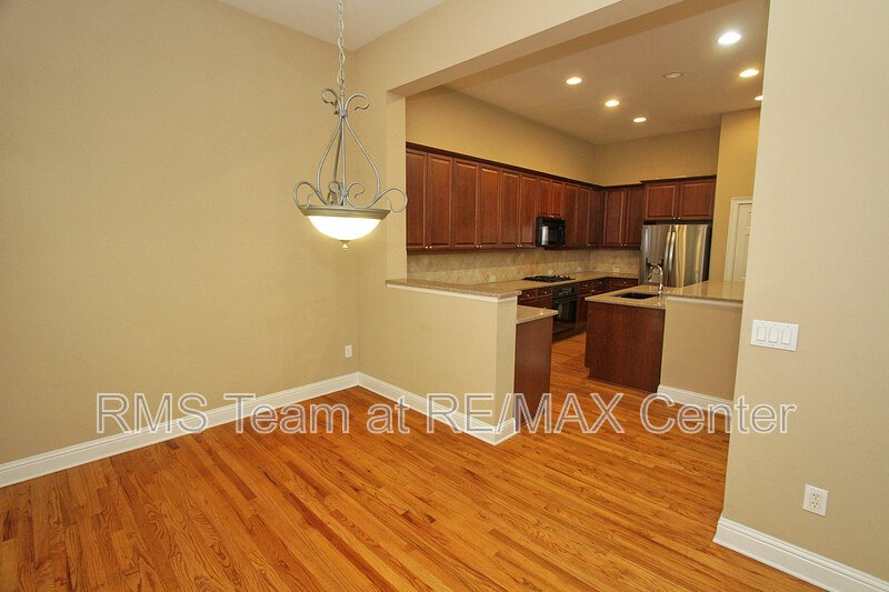 Gorgeous LIKE NEW 4 BR/3.5 BA Townhome in Atlanta (Cobb County)! property image