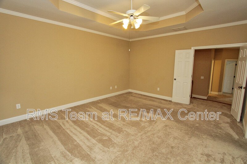 Gorgeous LIKE NEW 4 BR/3.5 BA Townhome in Atlanta (Cobb County)! property image