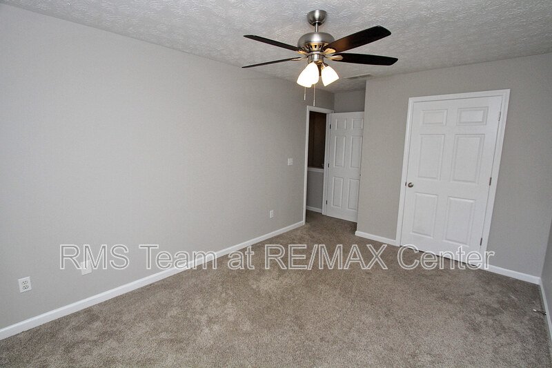 4 Bedroom, 2.5 Bathroom Gorgeous House is a Must See! property image
