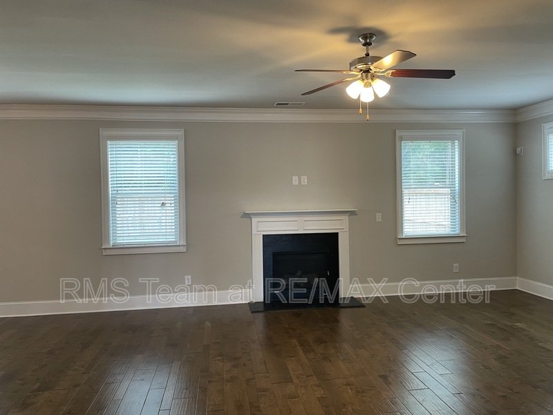 Dacula High School District! Great 2-story Craftsman-style home property image