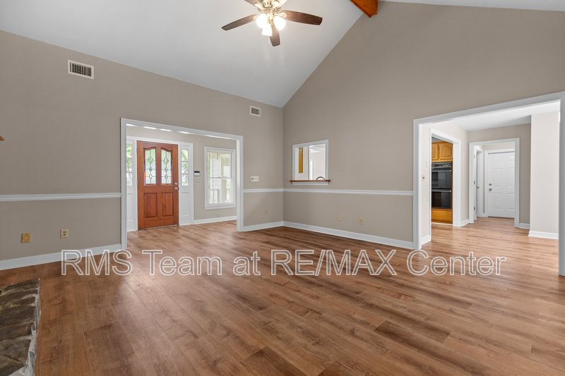 Mountain View High School District! 4 Bedroom Ranch! property image