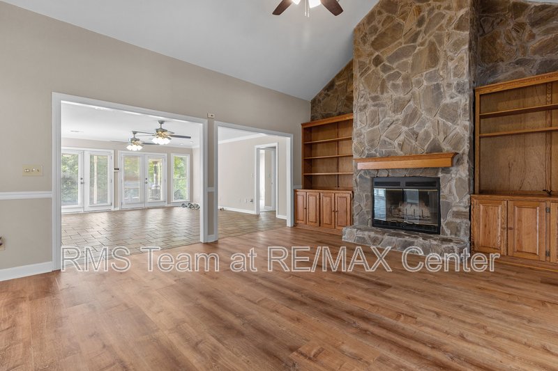 Mountain View High School District! 4 Bedroom Ranch! property image
