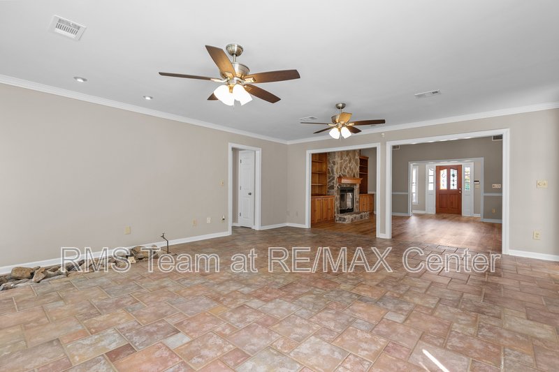 Mountain View High School District! 4 Bedroom Ranch! property image