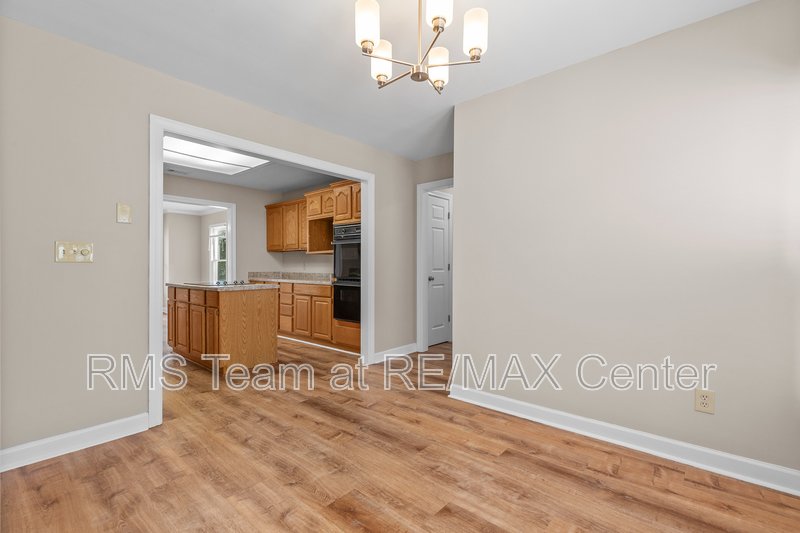 Mountain View High School District! 4 Bedroom Ranch! property image
