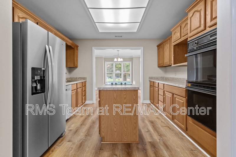 Mountain View High School District! 4 Bedroom Ranch! property image