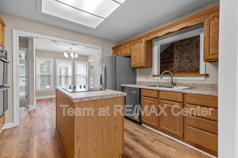 Mountain View High School District! 4 Bedroom Ranch! property image