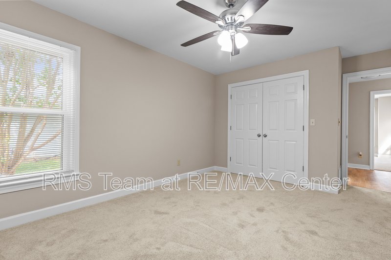 Mountain View High School District! 4 Bedroom Ranch! property image