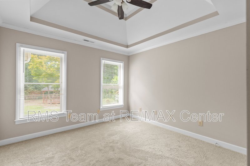 Mountain View High School District! 4 Bedroom Ranch! property image
