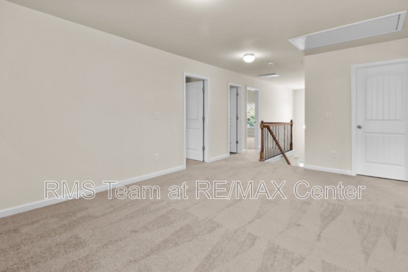 Great School District! 4 Bedroom, 3 Full Bath Home with Fresh Paint property image