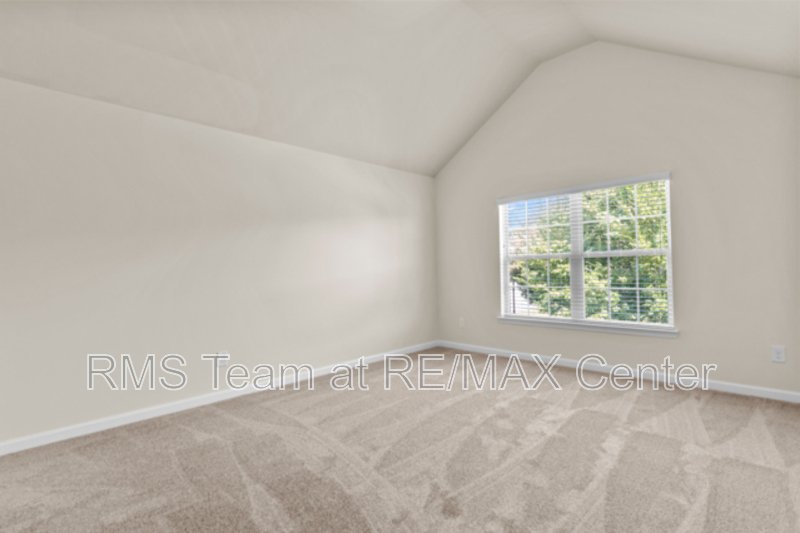 Great School District! 4 Bedroom, 3 Full Bath Home with Fresh Paint property image