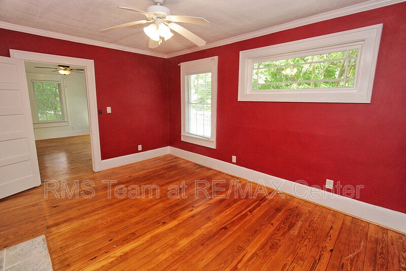 Beautiful 2 BR 2 BA Bungelow in Atlanta! property image