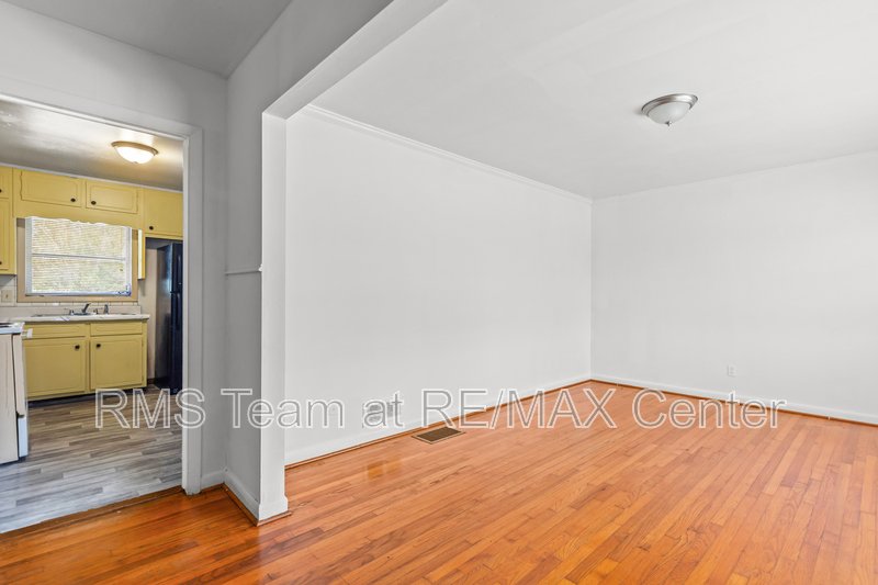 3 Bedroom, 2 Full Bath Ranch-Style Home property image