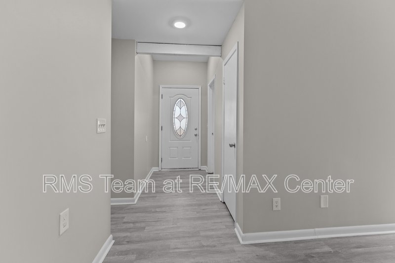 Renovated 3 Bedroom, 2 Full Bathroom Ranch Home property image