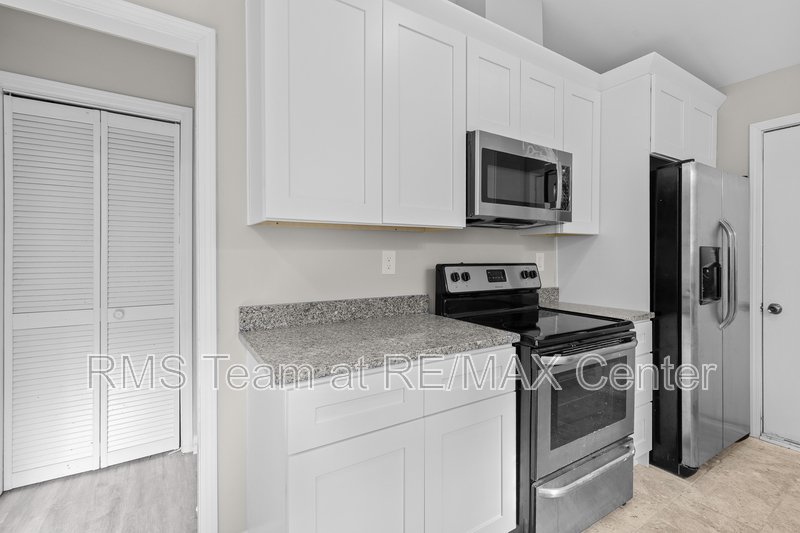 Renovated 3 Bedroom, 2 Full Bathroom Ranch Home property image