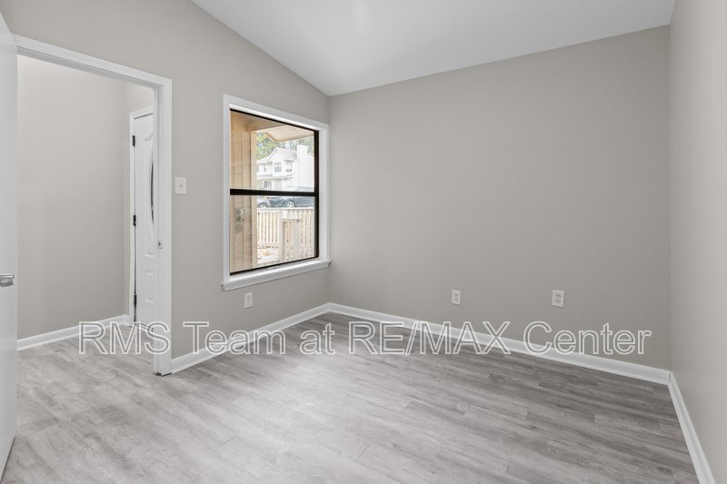 Renovated 3 Bedroom, 2 Full Bathroom Ranch Home property image