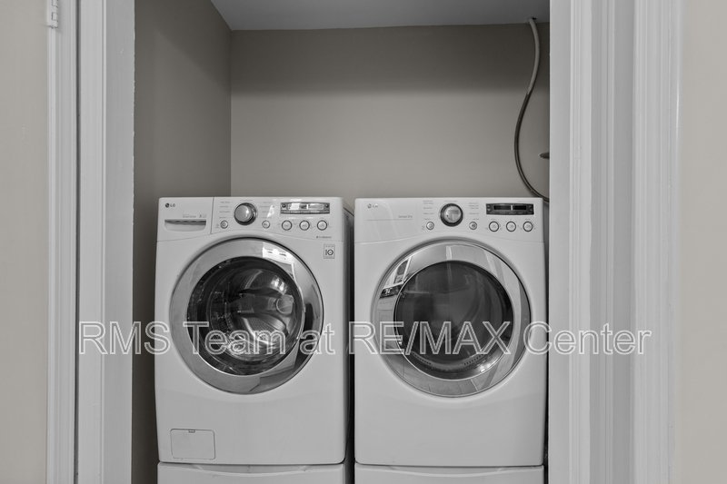 Renovated 3 Bedroom, 2 Full Bathroom Ranch Home property image