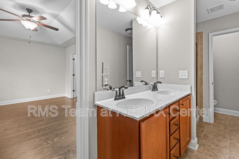 Seckinger High School District! property image