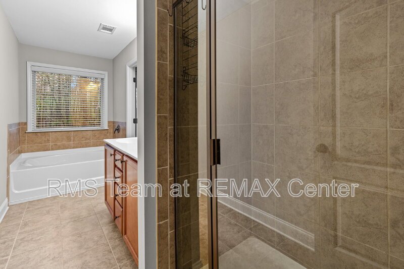 Seckinger High School District! property image