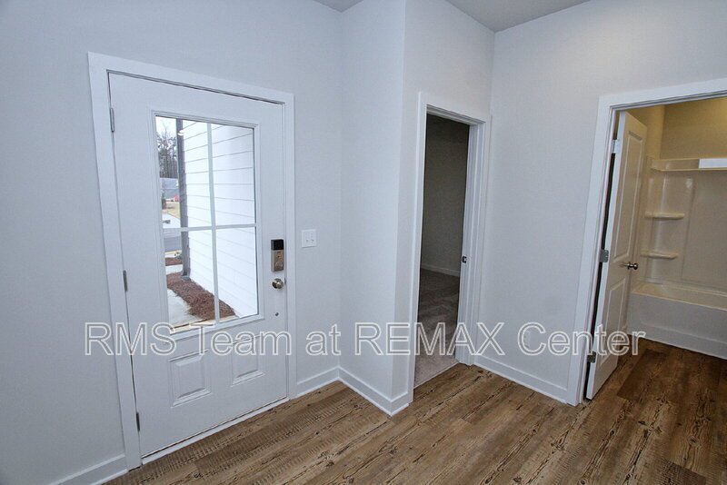 Cherokee Bluff High School District! property image