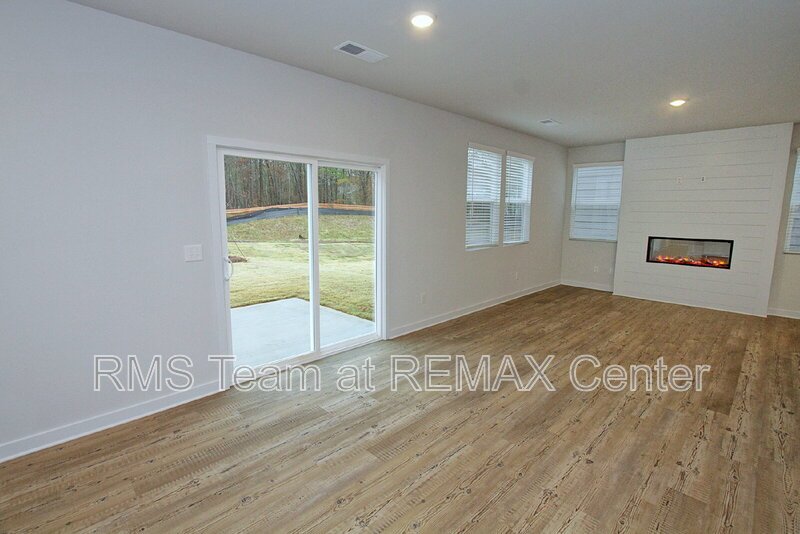 Cherokee Bluff High School District! property image