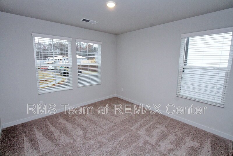 Cherokee Bluff High School District! property image