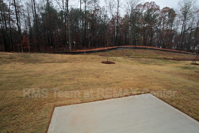 Cherokee Bluff High School District! property image
