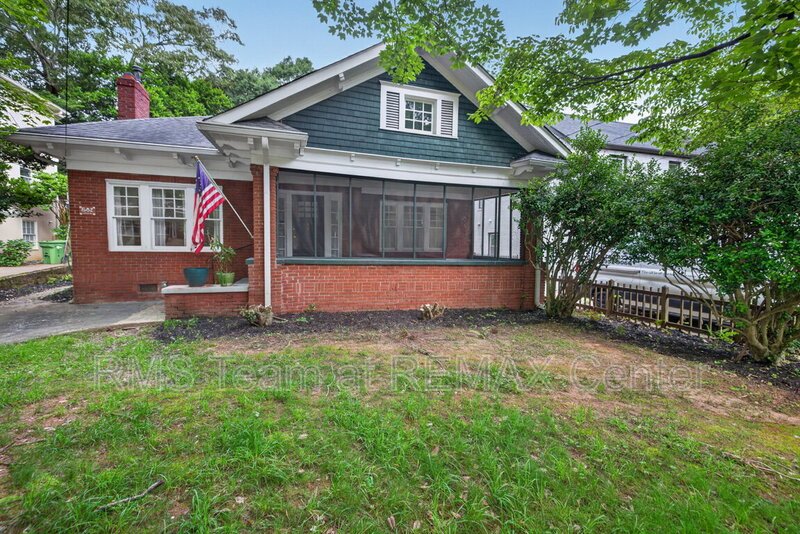 Highly Desirable Midtown High School District! property image