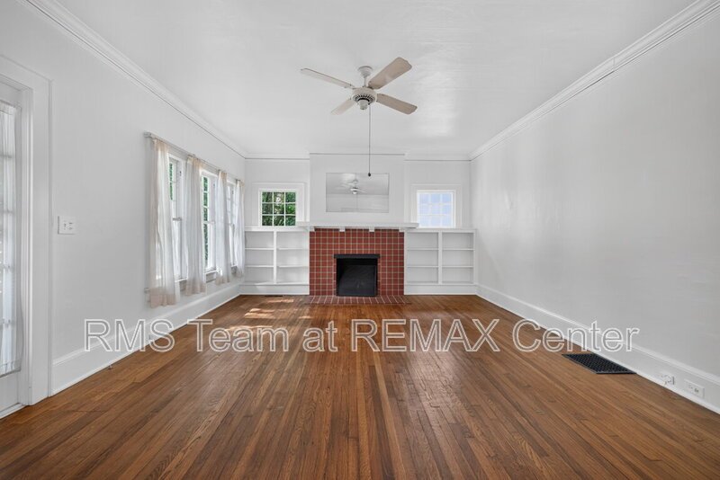 Highly Desirable Midtown High School District! property image
