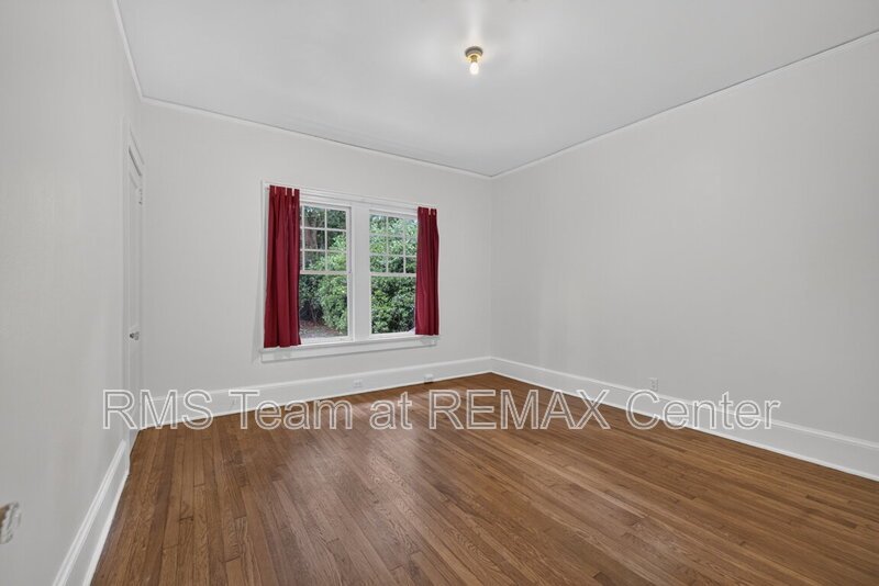 Highly Desirable Midtown High School District! property image
